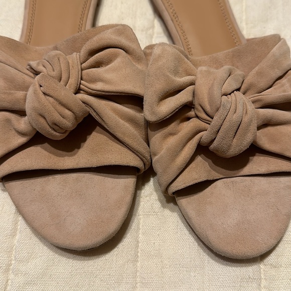 Tory Burch Annabelle bow slide, size 8.5. Tan, blush - Picture 6 of 11